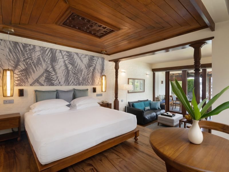 Deluxe Suite with Pool